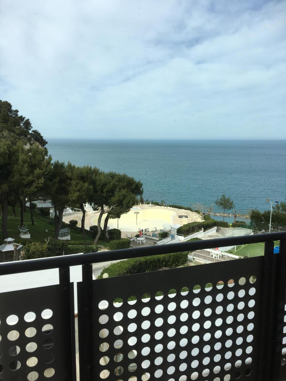 Hotel Eden Gigli Numana Luaran gambar